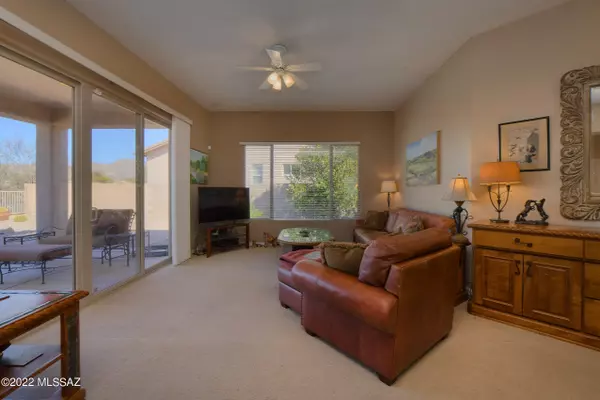 Marana, AZ 85658,12953 N High Hawk Drive