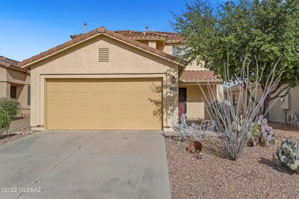 642 W Cholla Crest Drive, Green Valley, AZ 85614