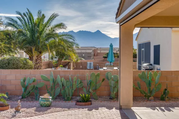 2205 S Via Anzavita, Green Valley, AZ 85614