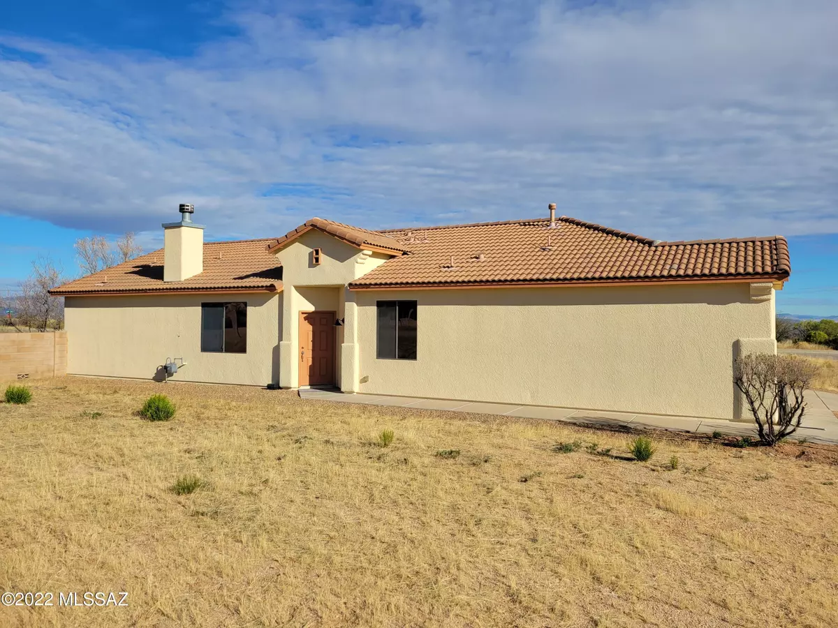 Benson, AZ 85602,1689 S Moonshadow Drive