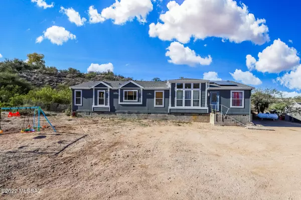 9466 S Tewa Trail, Vail, AZ 85641