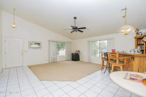 Tucson, AZ 85742,3817 W Cetus Street