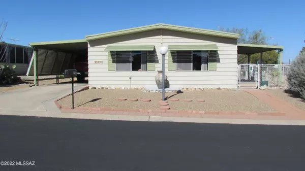 258 W Palma Drive, Green Valley, AZ 85614