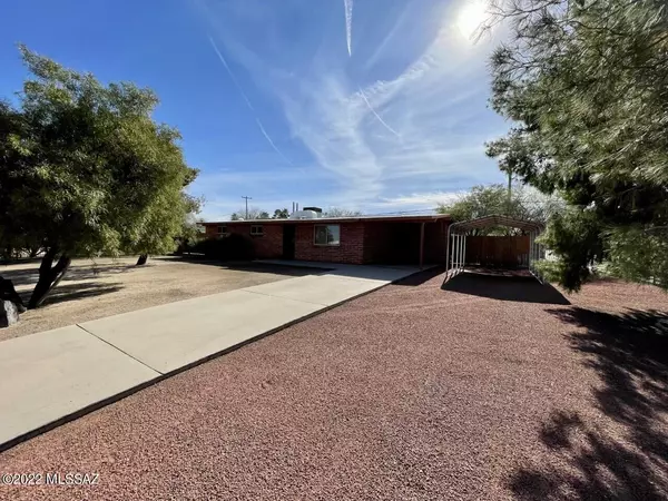 1925 W Linden Street, Tucson, AZ 85745