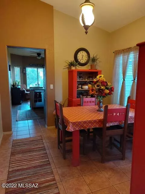 Tucson, AZ 85705,2383 W Tyler River Drive