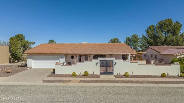 1324 N Paseo De Golf, Green Valley, AZ 85614