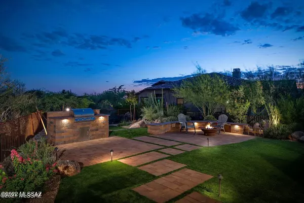 487 W Echo Point Place, Oro Valley, AZ 85755