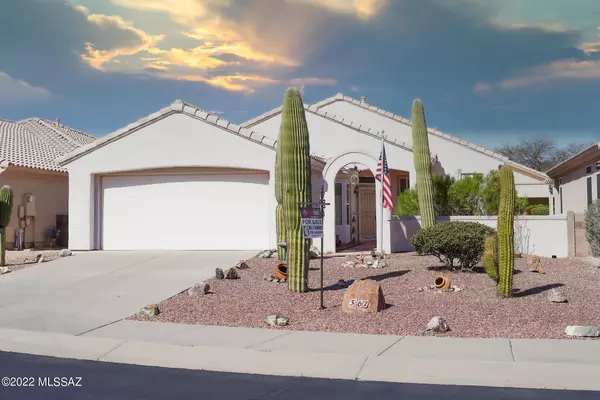 362 W Continental Vista Place, Green Valley, AZ 85614