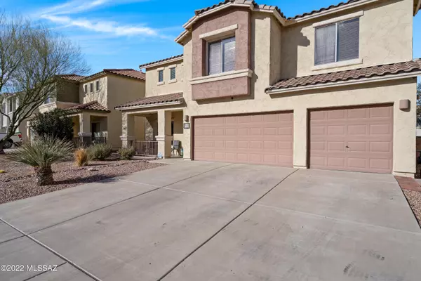 867 W Vuelta Granadina, Sahuarita, AZ 85629