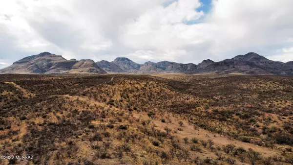 4 Vista De Torres Lane, Tubac, AZ 85646