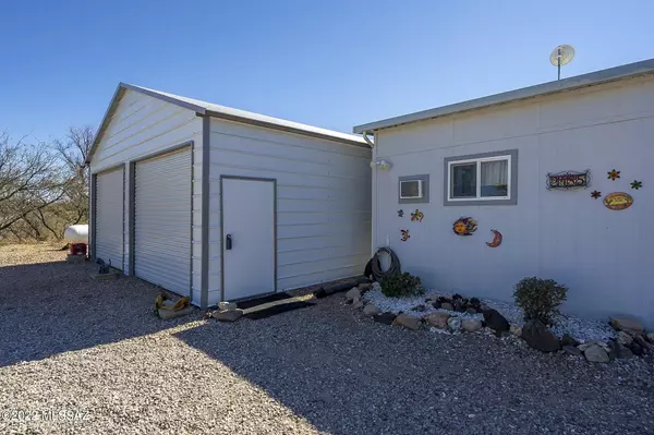 Benson, AZ 85602,2485 W Columbine Lane