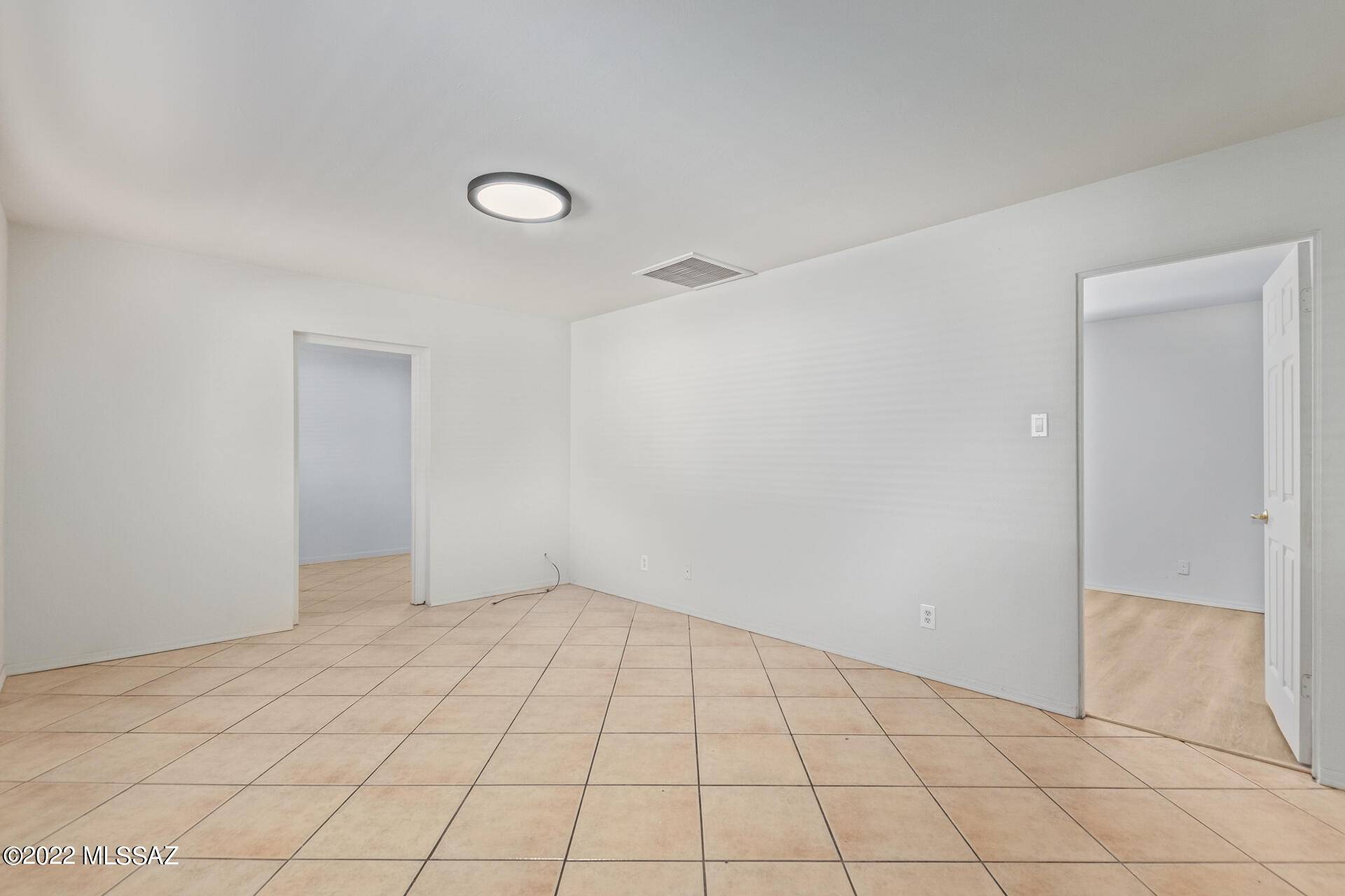 Tucson, AZ 85730,6840 E 38Th Street