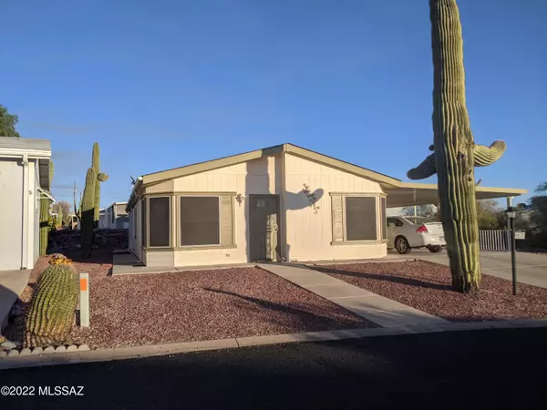 3365 S Dynamite Avenue, Tucson, AZ 85735