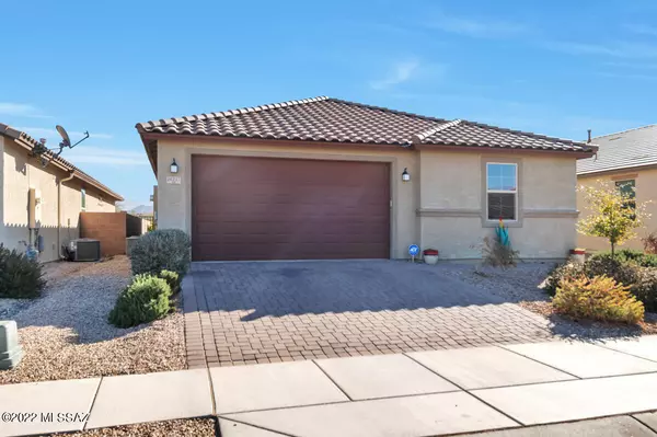 10237 S Wheel Spoke Lane, Vail, AZ 85641