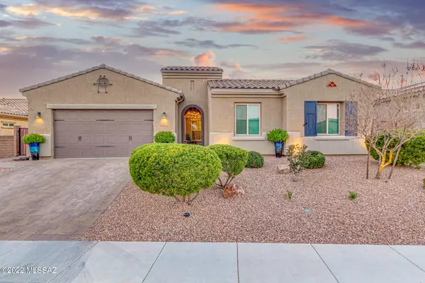 889 W Chrysanthia Court, Oro Valley, AZ 85755