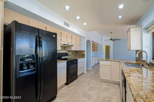 Oro Valley, AZ 85755,14380 N Sky Trail