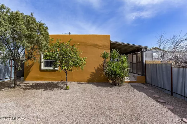 1137 S 8th Avenue, Tucson, AZ 85701