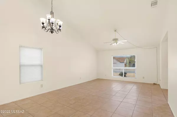 Tucson, AZ 85730,10600 E Elkridge Place