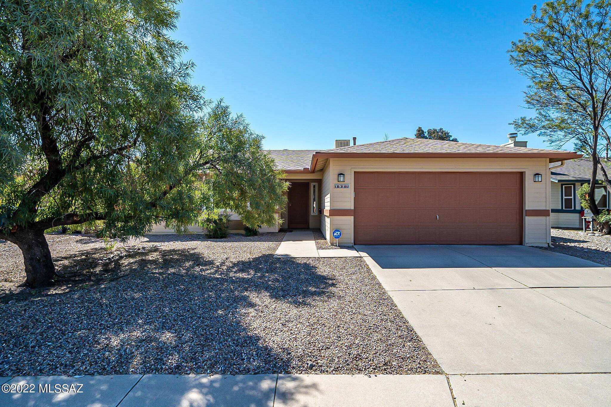 1827 W Great Oak Drive, Tucson, AZ 85746