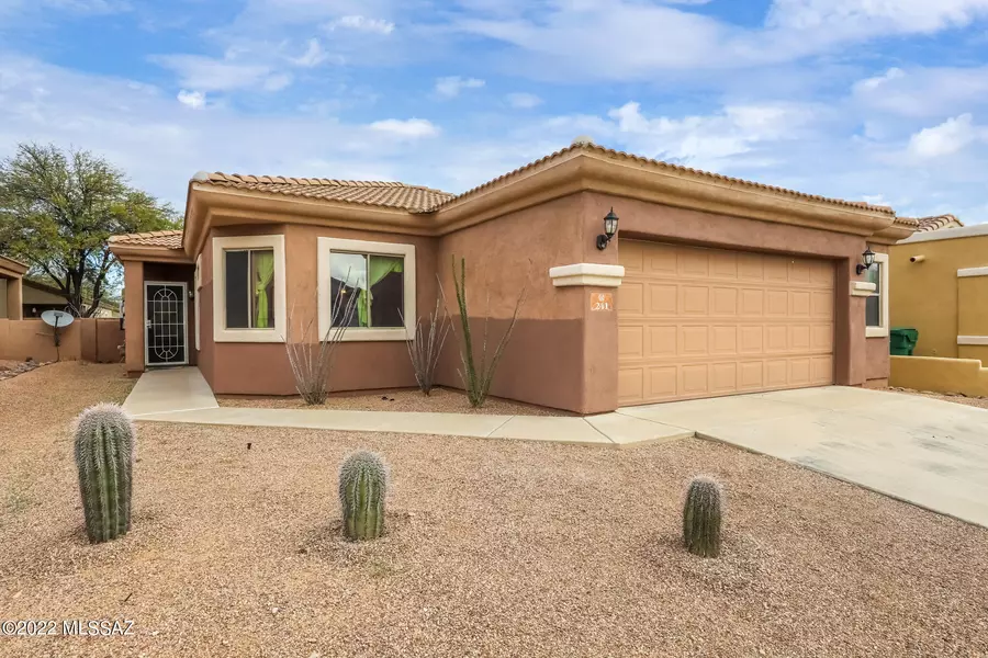 241 E Placita Nubes Blancas, Sahuarita, AZ 85629