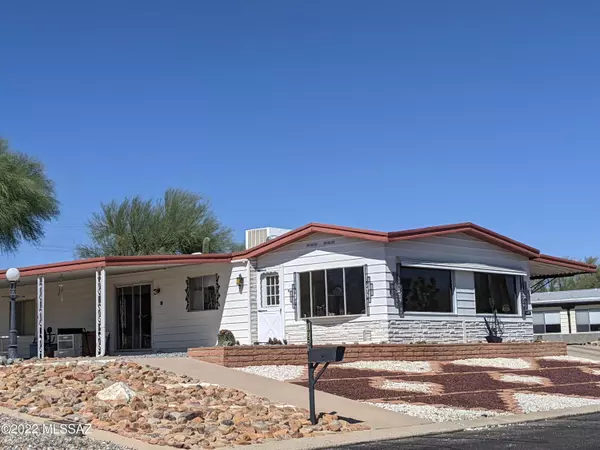 1757 N Pacana Way, Green Valley, AZ 85614