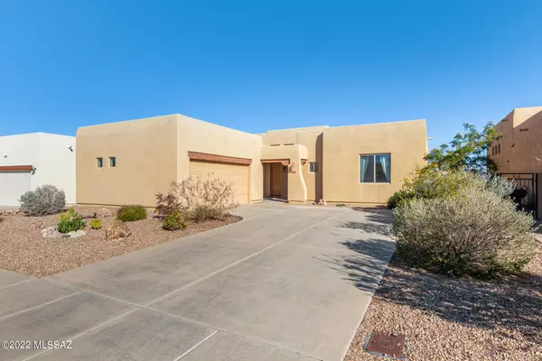 8162 N Painted Feather Drive, Tucson, AZ 85743