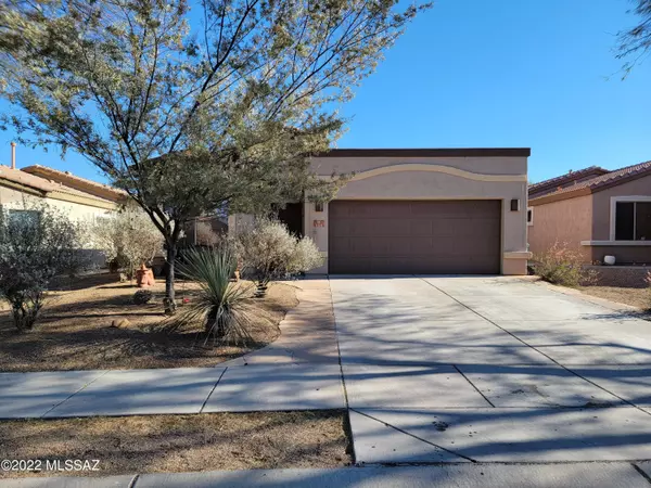 114 E Corte Rancho Centro, Sahuarita, AZ 85629