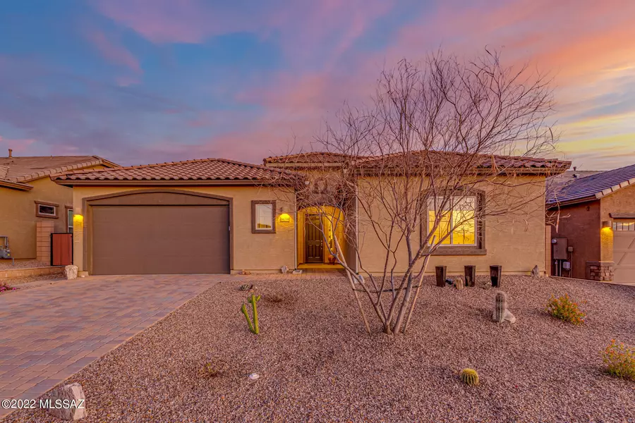 14350 N Whitehorn Place, Marana, AZ 85658