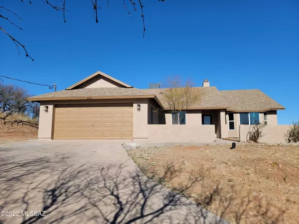 999 Hojas Court, Rio Rico, AZ 85648