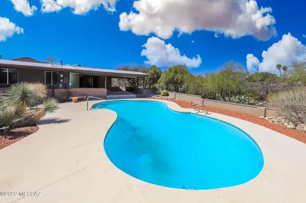 1631 N Blue Ridge Road,  Tucson,  AZ 85745