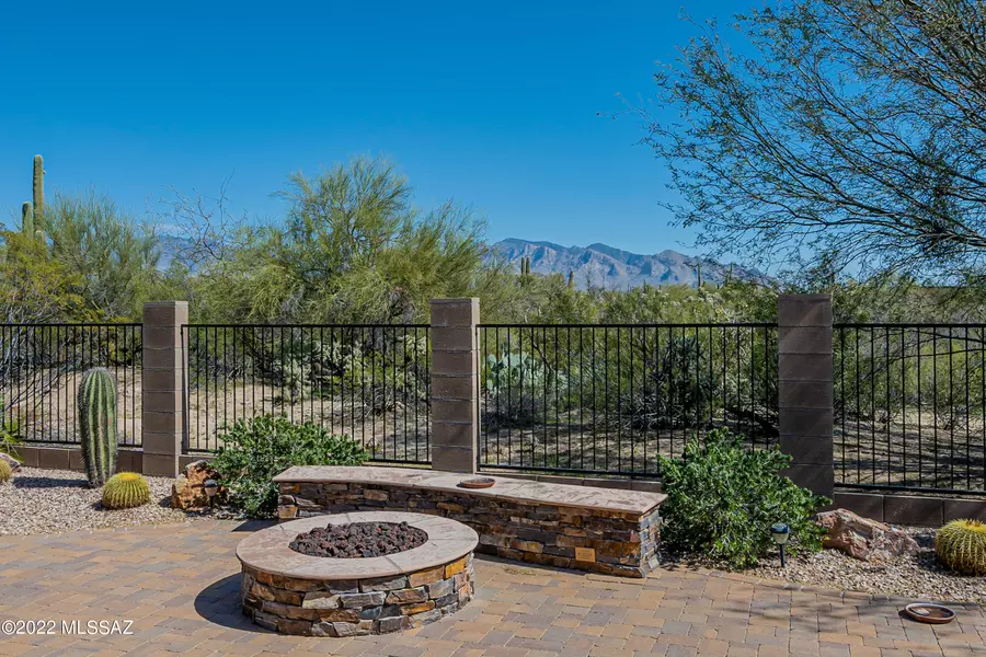 12454 N Sunrise Shadow Drive, Marana, AZ 85658
