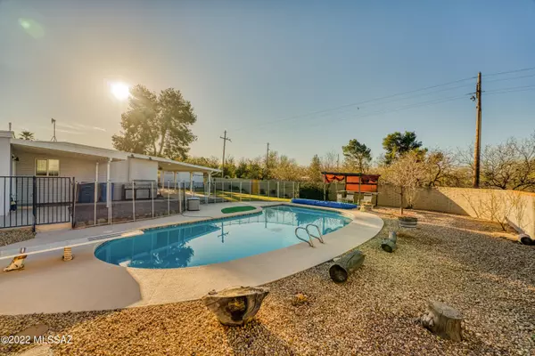 7530 E Calle Los Arboles, Tucson, AZ 85750