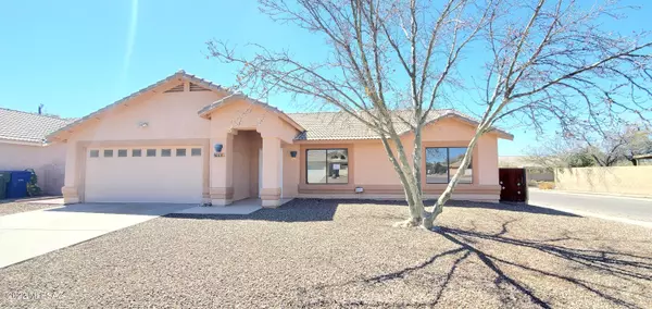 8006 S New Abbey Drive, Tucson, AZ 85747