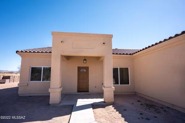 164 Tono Court, Rio Rico, AZ 85648