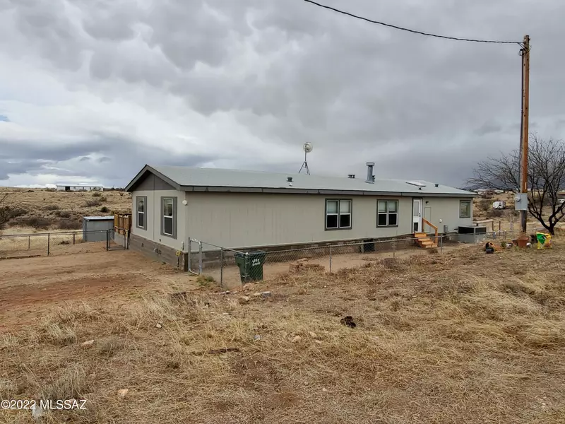 15701 S Empire Road, Benson, AZ 85602