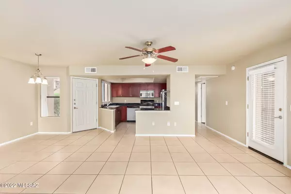 7255 E Snyder Road #12106, Tucson, AZ 85750