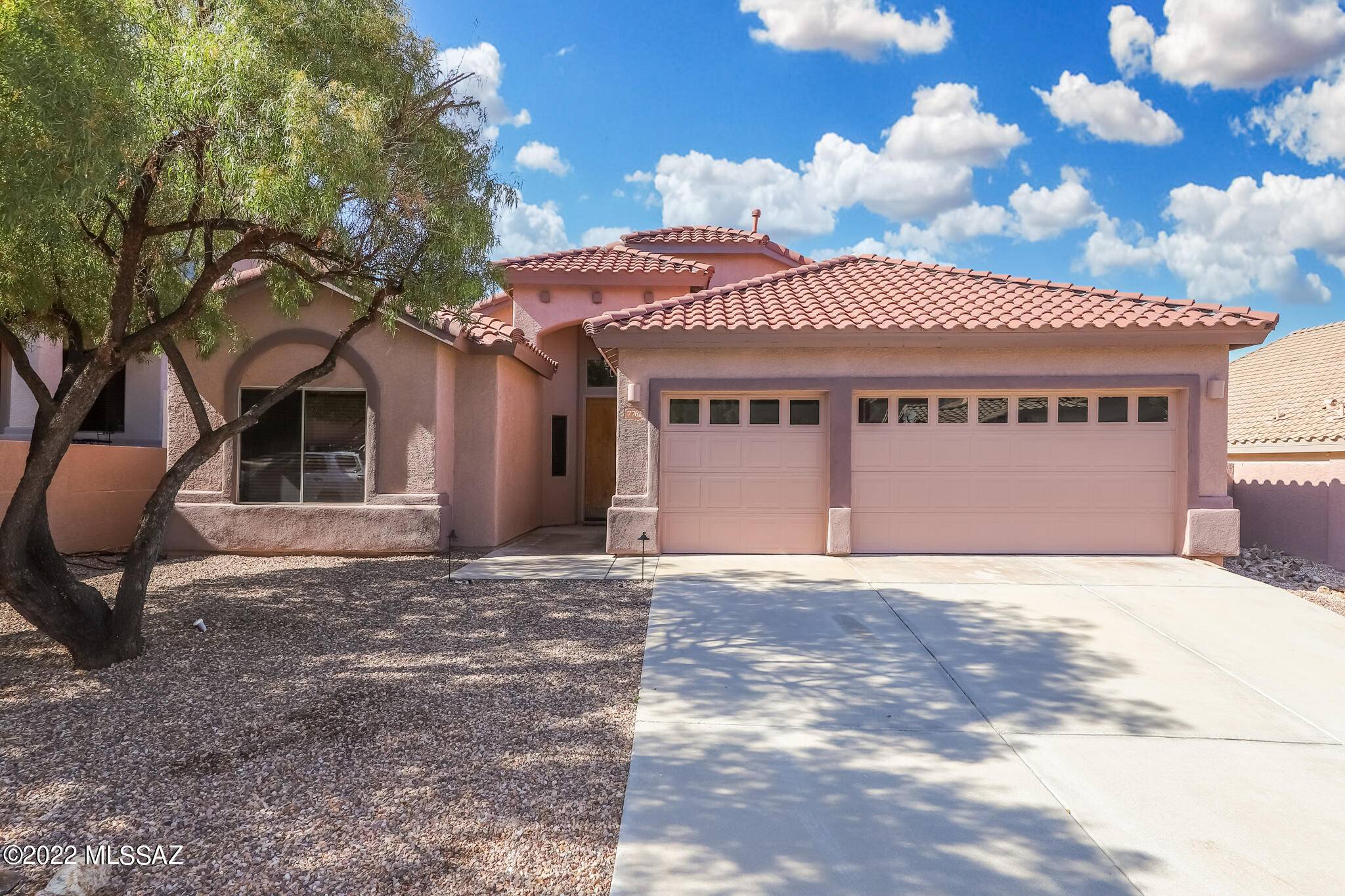 7762 E Sam Hill Place, Tucson, AZ 85750