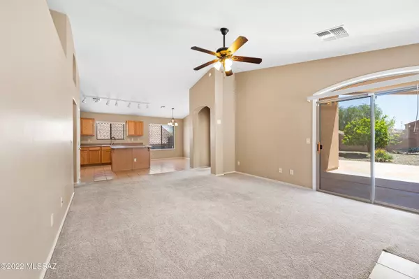 Vail, AZ 85641,13244 E Mesquite Flat Spring Drive