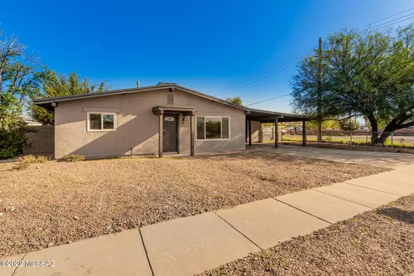 3361 S Stearn Lake Drive, Tucson, AZ 85730