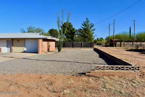 Pearce, AZ 85625,1210 E Geneva Street