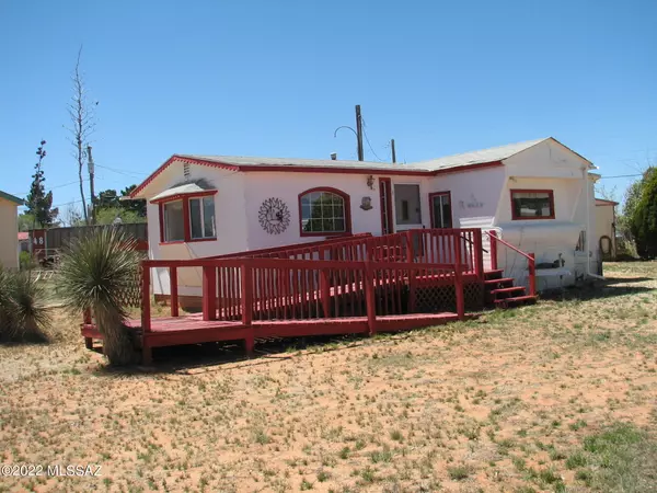 1940 N Montana Road, Dragoon, AZ 85609