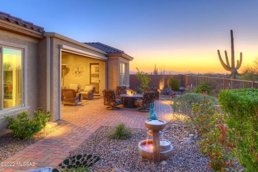 7198 SW River Trail, Marana, AZ 85658