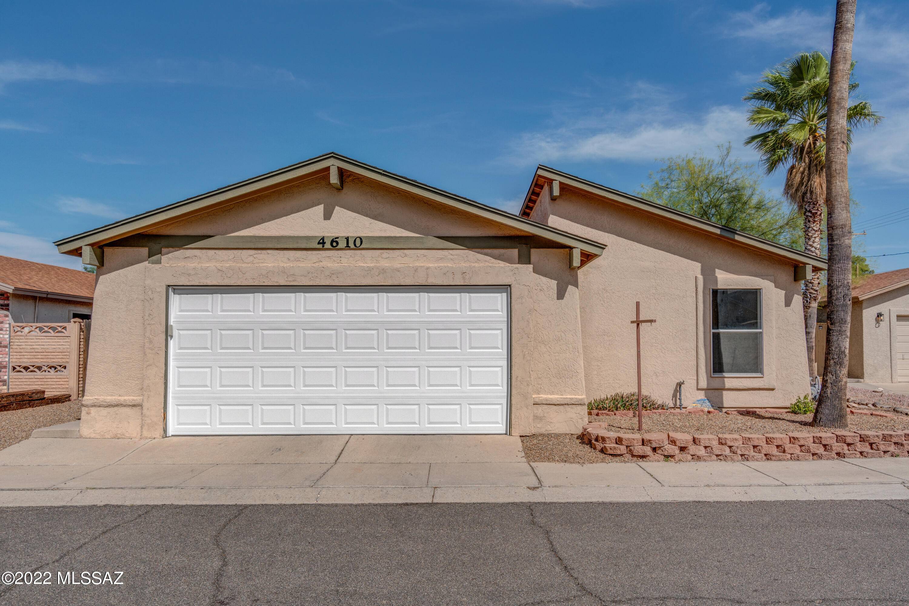 4610 N Brightside Drive, Tucson, AZ 85705