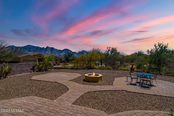 443 E Honey Bee Preserve Way, Oro Valley, AZ 85755