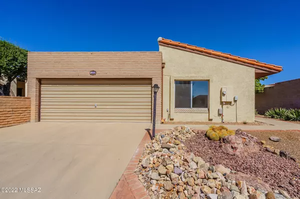 2831 S Calle Ibanez, Green Valley, AZ 85622