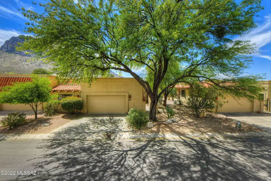 836 Cam Diestro, Oro Valley, AZ 85704