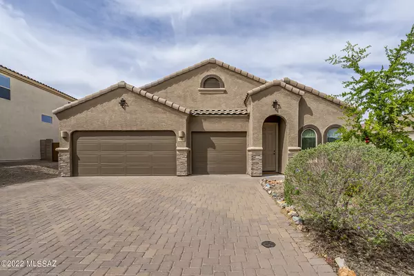 301 W Andrew Potter Street, Corona De Tucson, AZ 85641