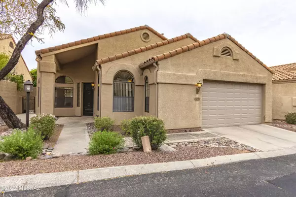 6083 N Black Bear Loop, Tucson, AZ 85750