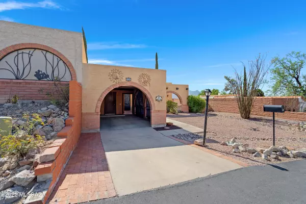 2811 Camino Ortega, Green Valley, AZ 85622