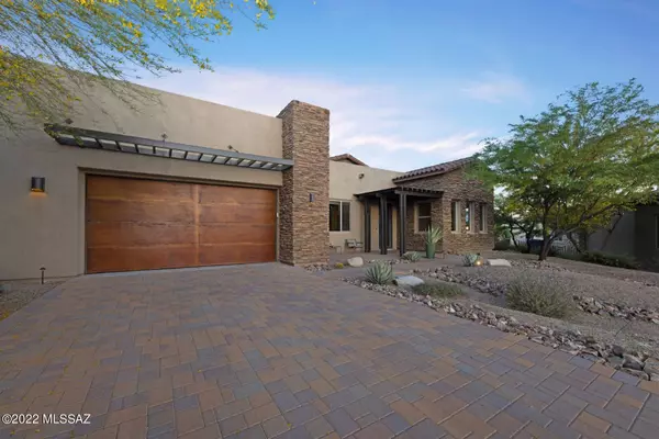 916 W Enclave Canyon Court, Oro Valley, AZ 85755